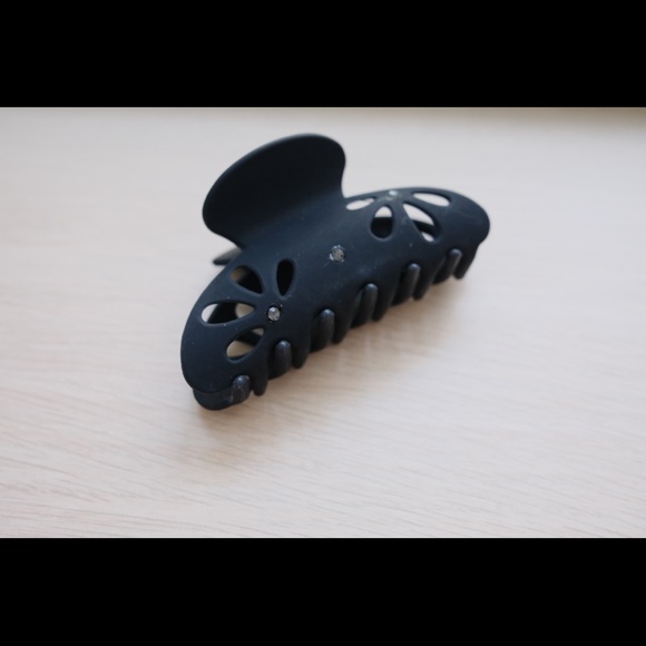 NEW Hair Claw Clips - Picture 1 of 1